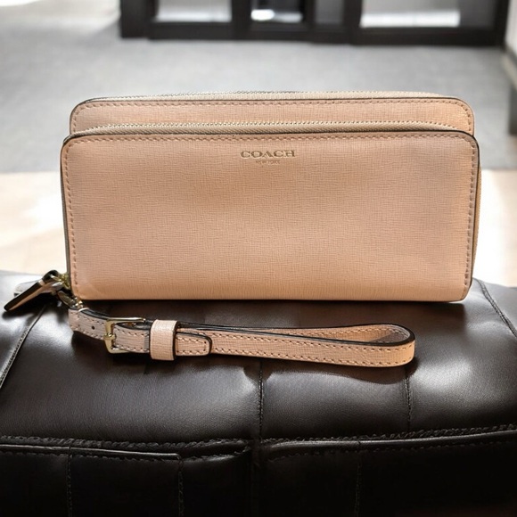 Coach Saffiano Leather Double Zip Accordion Wallet Wristlet Peach Rose EUC - Picture 1 of 13